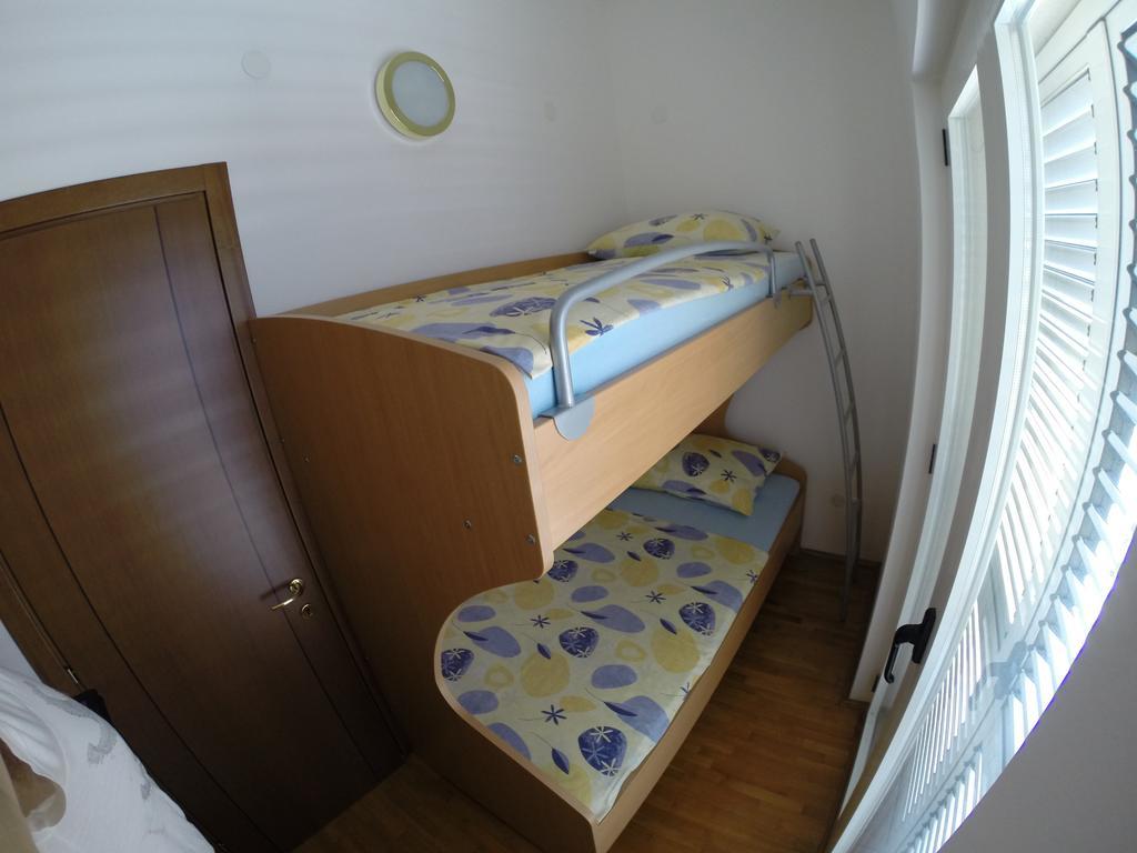 Apartments Romana Слатине Номер фото